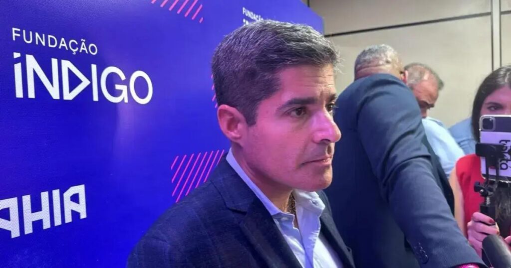 ACM Neto critica governador em evento sobre segurança na Bahia