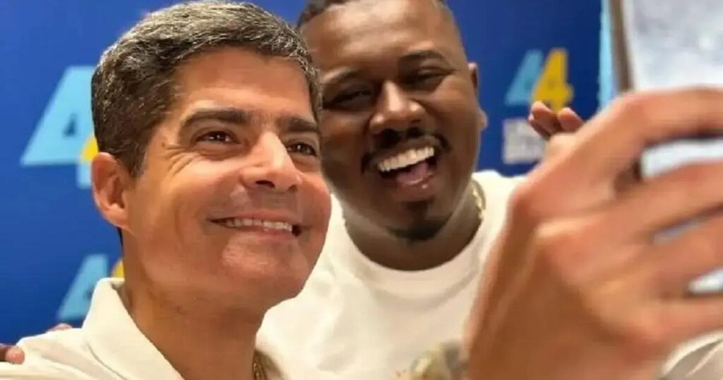 ACM Neto critica saída de Pancadinha para base de Jerônimo Rodrigues