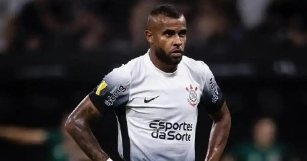 Alex Santana é emprestado ao Grêmio pelo Corinthians até o fim da temporada