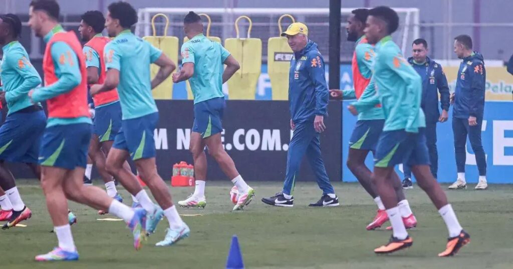 Ancelotti esboça time titular do Brasil para enfrentar o Equador nas Eliminatórias