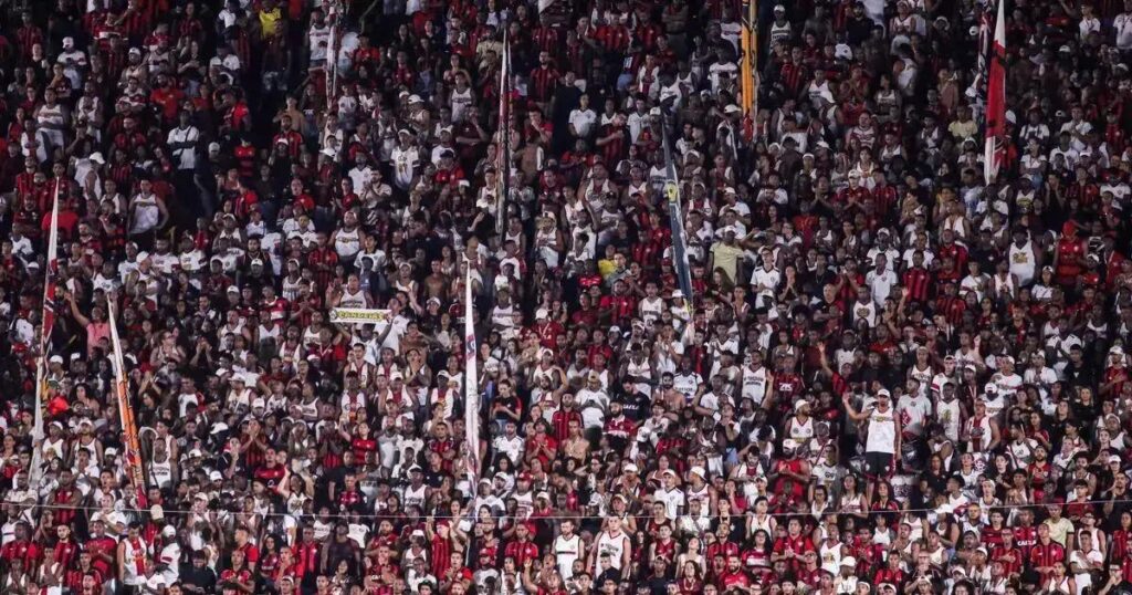 Aprovação da torcida do Vitória para SAF cresce bastante, diz pesquisa