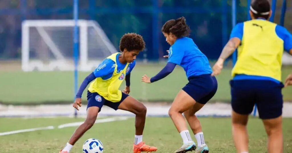 Bahia se prepara intensamente para confronto com a Ferroviária neste domingo