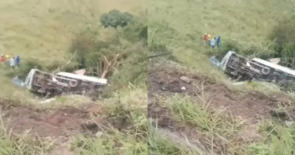 Caminhão capota na BA-046 e motorista fica ferido em Santo Antônio de Jesus