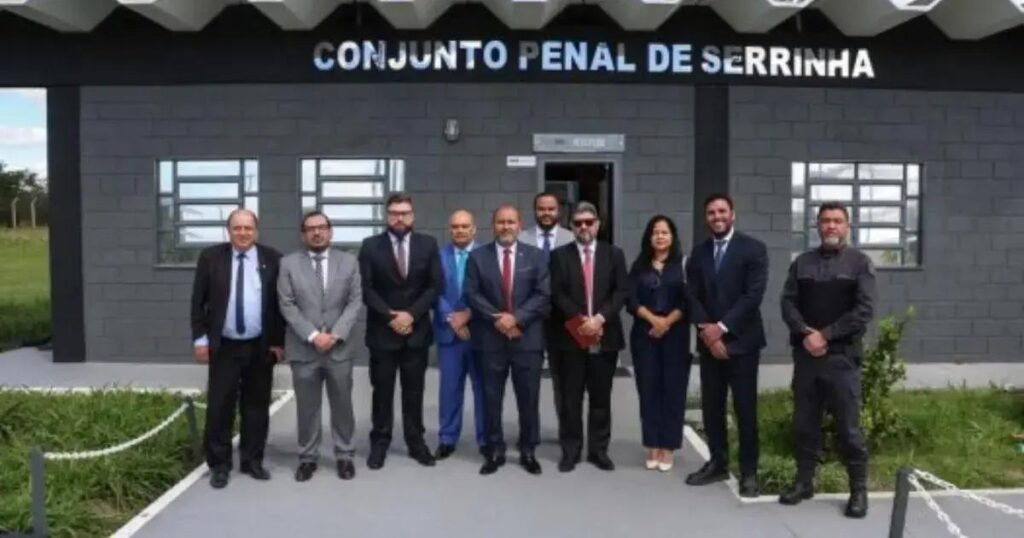 Conjunto Penal de Serrinha suspende restrições no atendimento a advogados