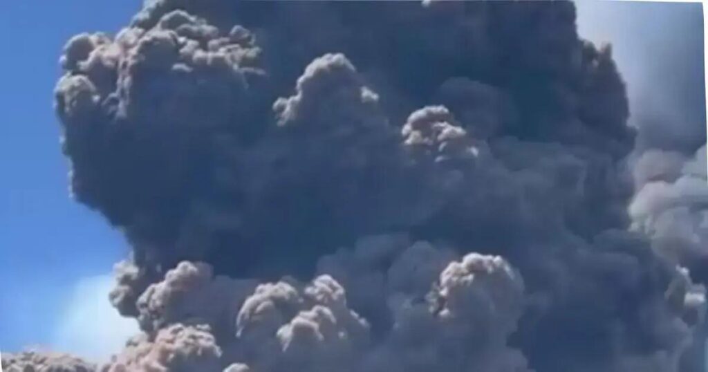 Etna: Vulcão da Sicília entra em erupção e emite nuvem de cinzas