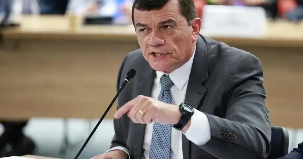 Ex-ministro Paulo Sérgio pede desculpas a Moraes e nega golpe