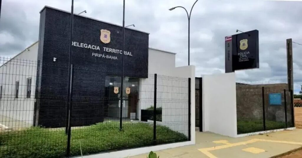 Faxineira é presa suspeita de tráfico de drogas em Piripá, Bahia
