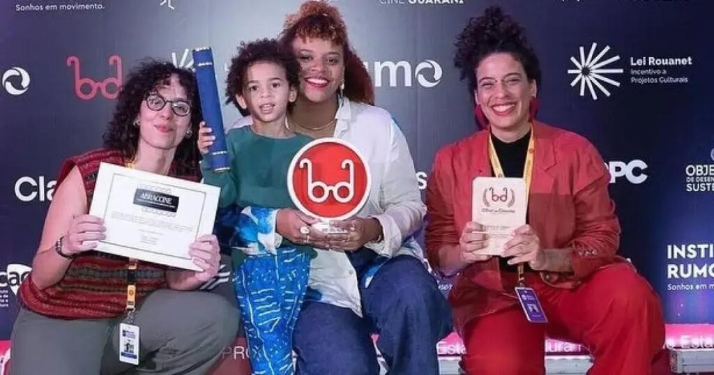 Filme "Cais" é premiado no Festival Olhar de Cinema