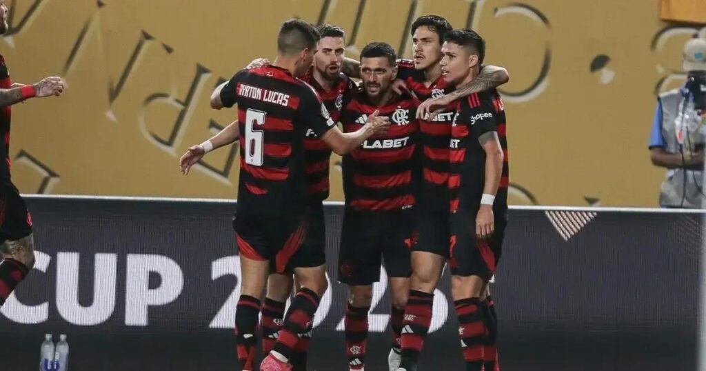 Flamengo conquista vitória na Copa do Mundo de Clubes com estreia de Jorginho