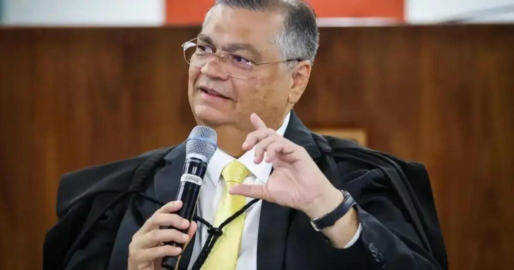 Flávio Dino defende a imparcialidade do STF em audiência sobre emendas