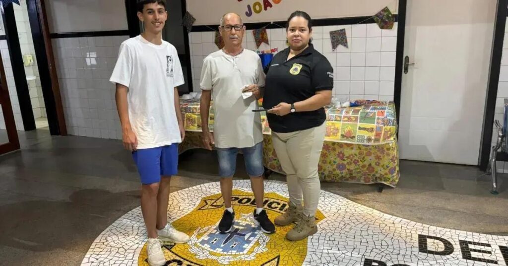 Homem é preso após roubar celular de idoso durante São João em Porto Seguro