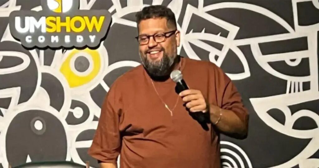 Humorista Matheus Buente receberá o Prêmio Paulo Gustavo na Câmara