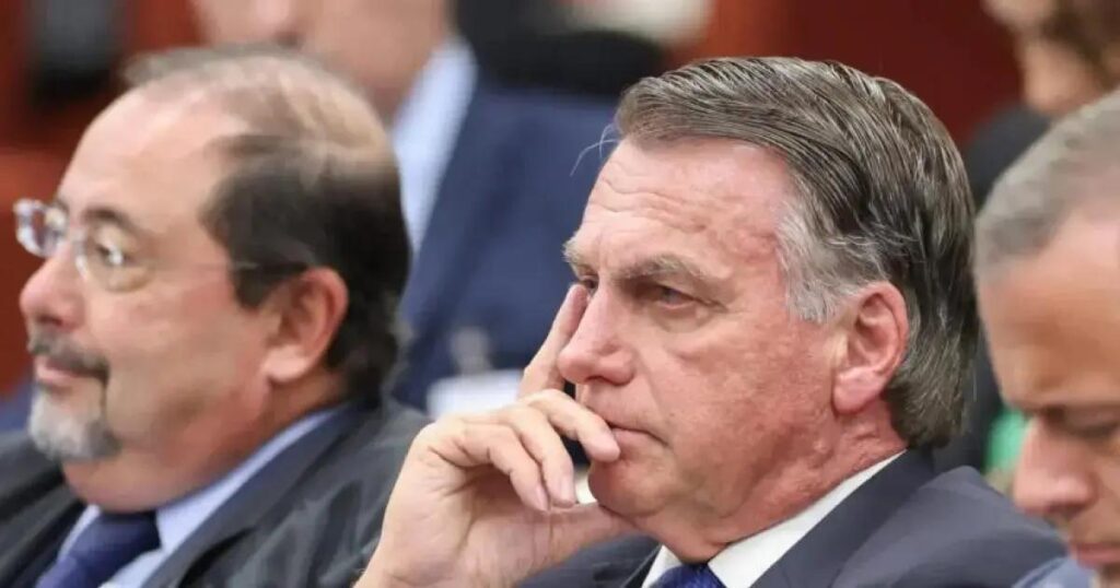 Interrogatório de Bolsonaro e outros réus acontecem na próxima segunda-feira