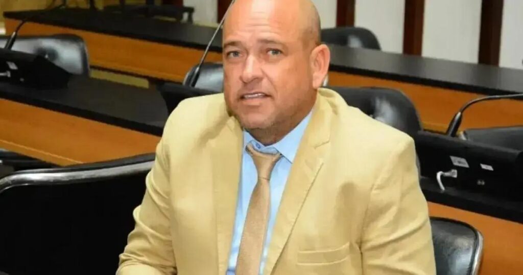 Juíza avança processo contra Binho Galinha e limita testemunhas convidadas