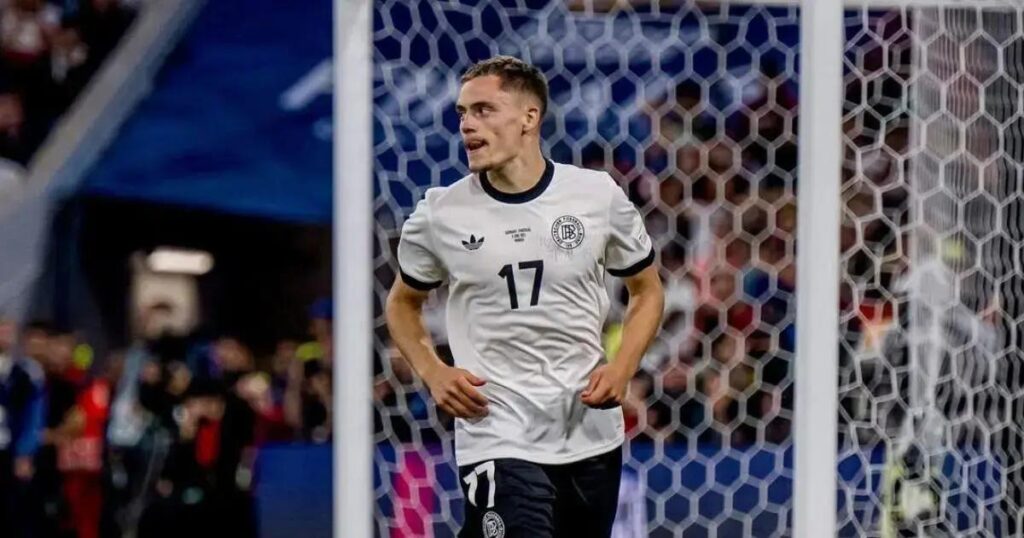 Liverpool avança em negociação para contratar Florian Wirtz por 134 milhões de euros