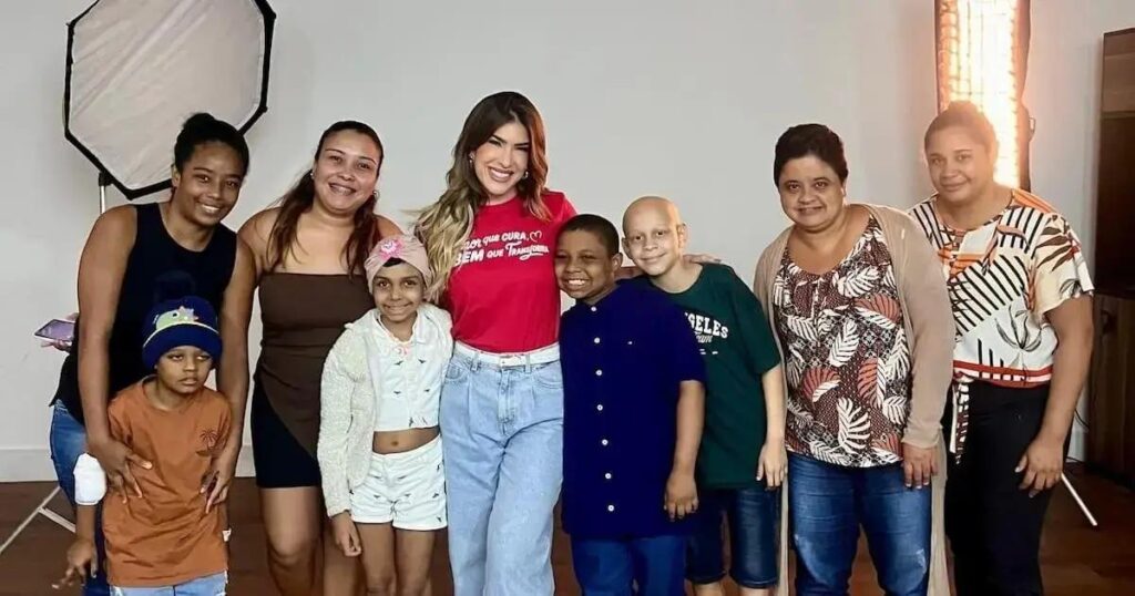 Lore Improta apoia campanha do McDia Feliz para crianças com câncer