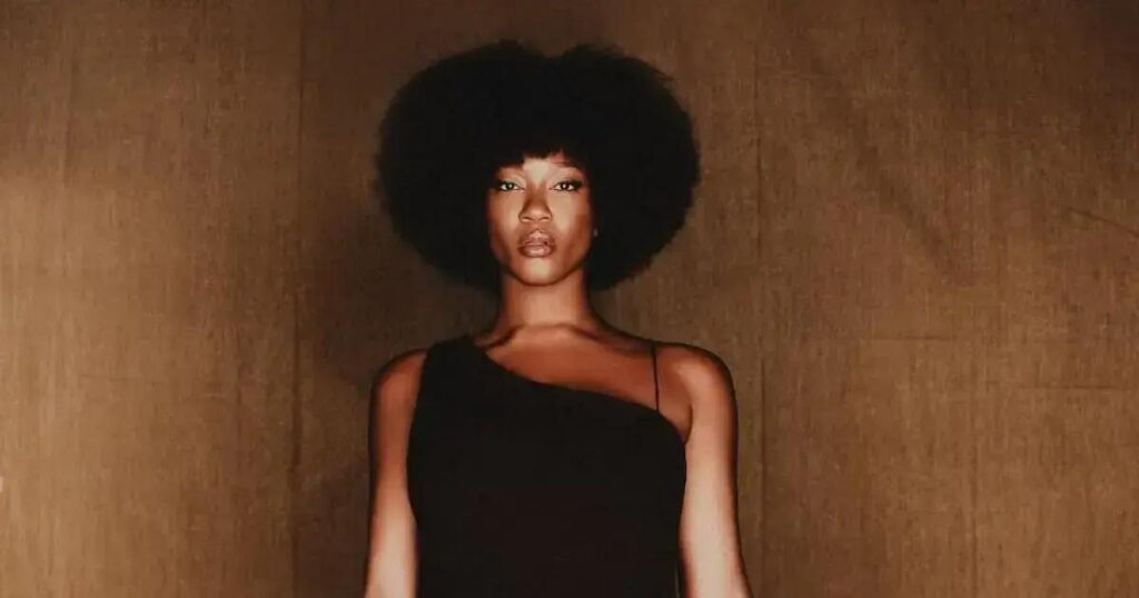 Luedji Luna surpreende com álbum ‘Antes Que A Terra Acabe’