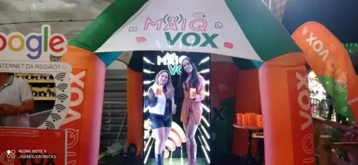 Maiqvox brilha na festa de aniversário de Itarantim com serviços inovadores