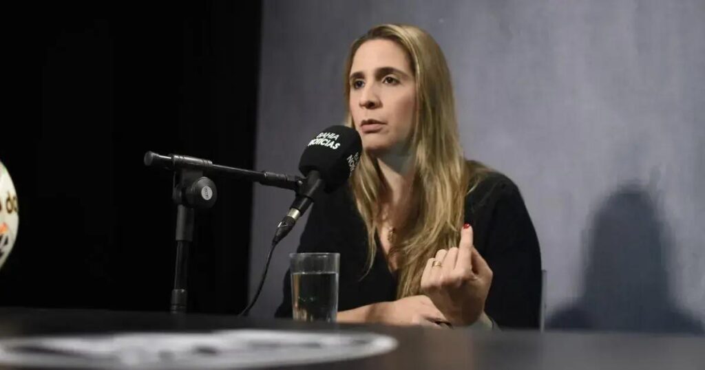 Manú Avena e o equilíbrio entre narrações parciais e imparciais no futebol