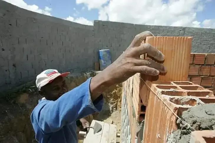 MPF cobra obras paradas em 18 cidades da Bahia com recursos federais
