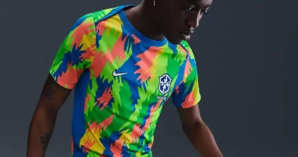 Nike apresenta camisa de pré-jogo da Seleção Brasileira com design vibrante