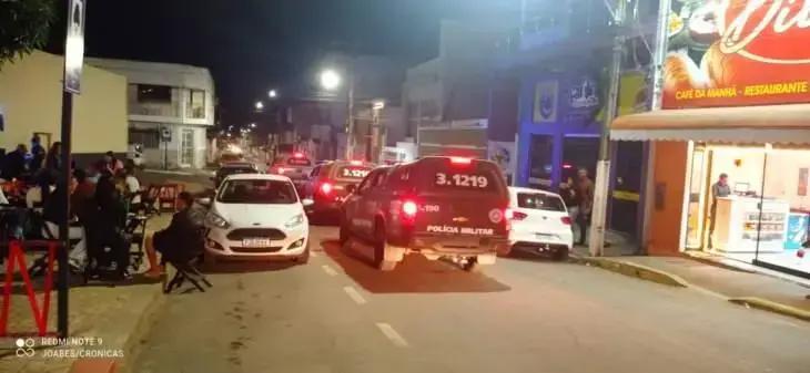 Polícia reforça segurança nas ruas de Itarantim durante festas juninas