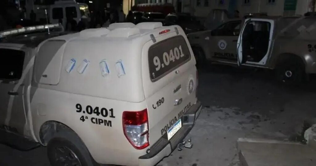 Polícia resgata mãe e filhos após denúncia de agressão em Macaúbas