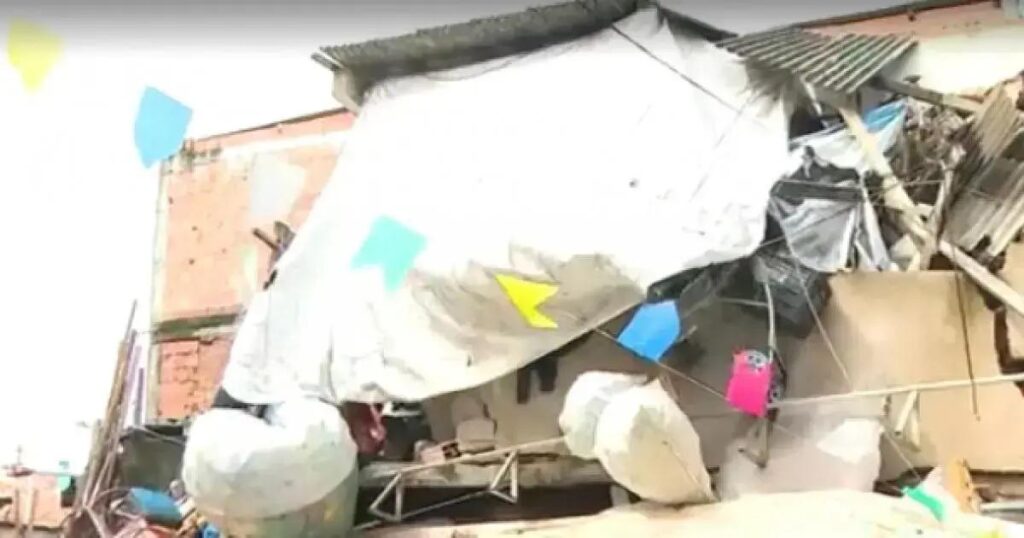 Prédio de três andares desaba em Salvador; ninguém ficou ferido