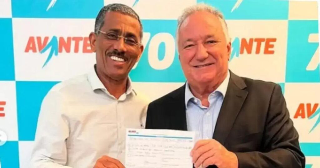 Prefeito Baleia se une ao Avante e fortalece base de Jerônimo na Bahia