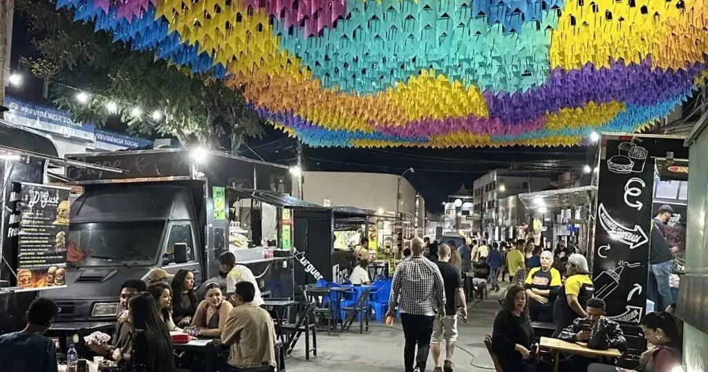 Prefeitura de Jequié Inaugura 2° Praça de Alimentação Durante o São João