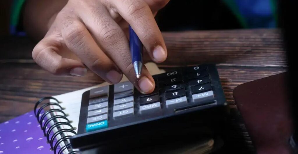 Receita Federal recebeu 43,3 milhões de declarações do IRPF 2025