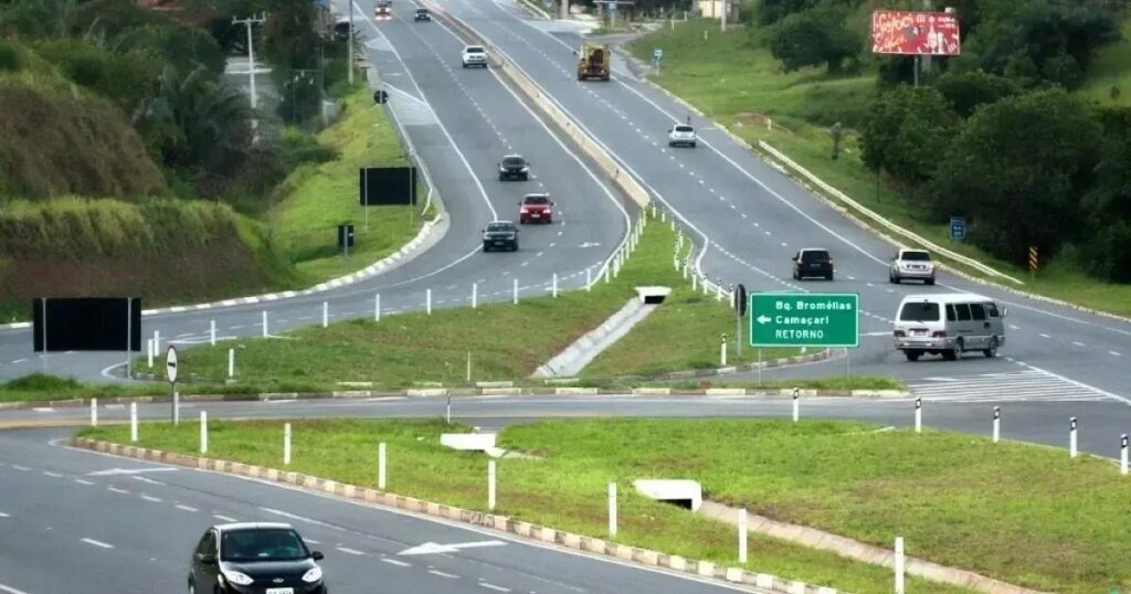 Revitalização das BAs 528 e 526: Melhoria nas Estradas de Salvador