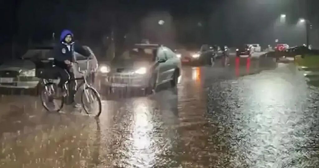 Rio Grande do Sul enfrenta forte chuva e quase 8 mil desalojados