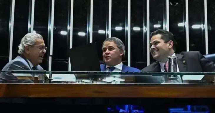 Senado aprova aumento de deputados na Câmara para 531