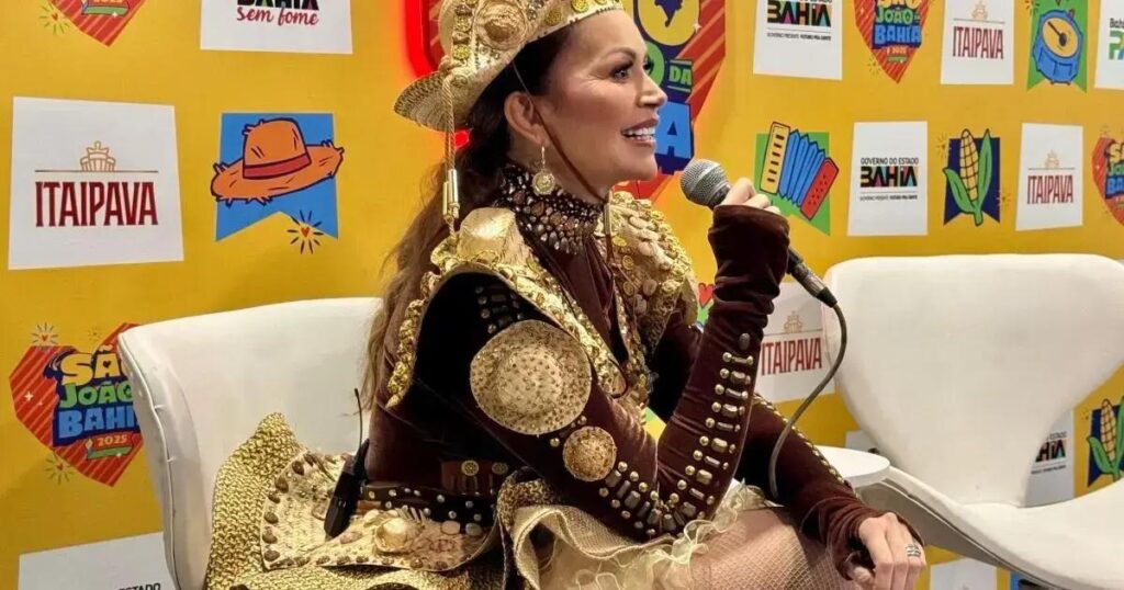 Solange Almeida realiza show de forró e revela projeto acústico no TCA