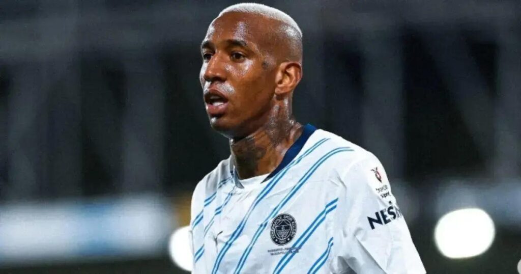 Talisca revela conversa com o Bahia e chance de retorno ao Tricolor