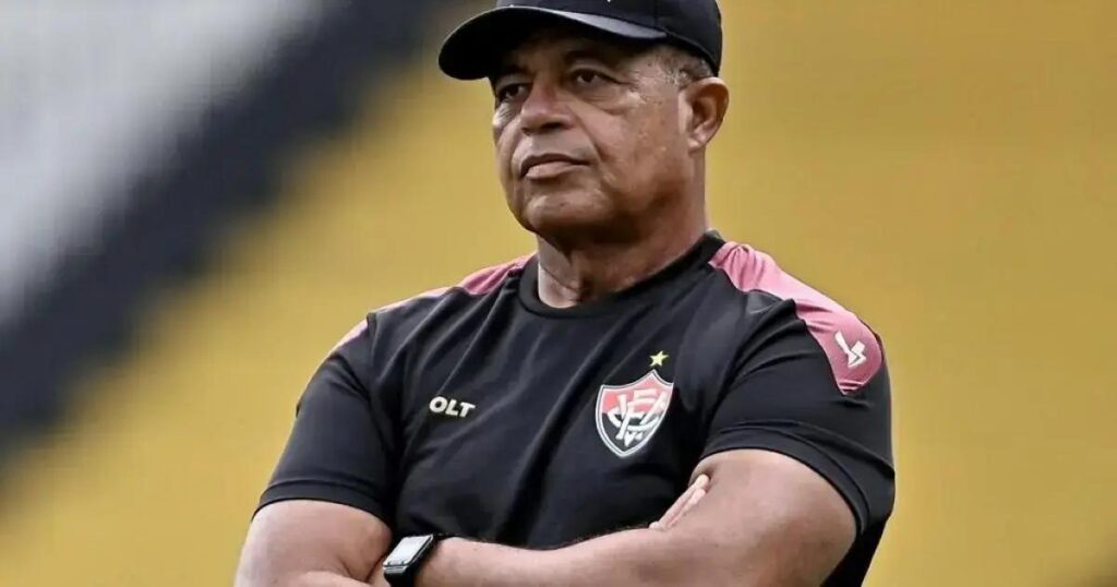 Técnico do Vitória revela jovens talentos para o elenco principal