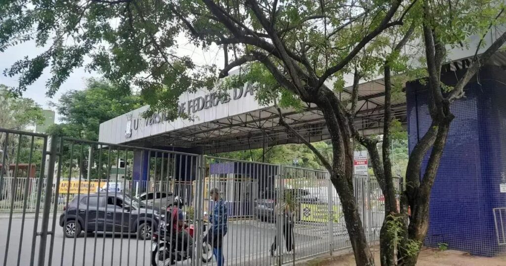 UFBA enfrenta queda no ranking internacional por falta de investimentos