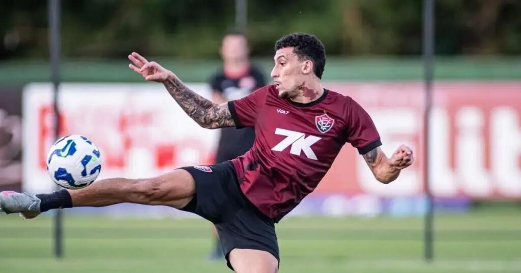 Vitória busca vencer o Cruzeiro para se distanciar do Z4 na Série A