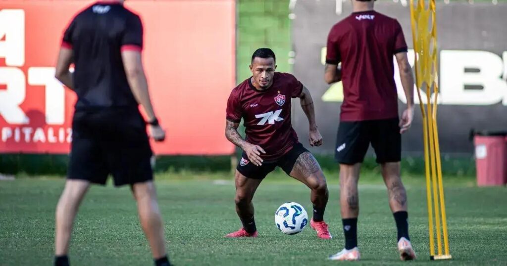 Vitória intensifica treino para maratona de julho com sessões técnicas
