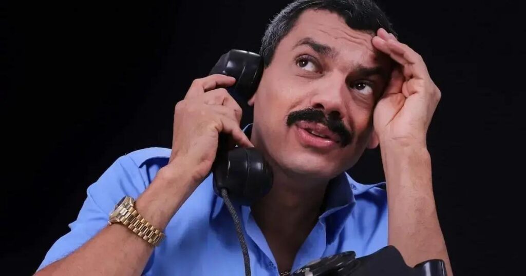 Alexandre Lino traz comédia "O Porteiro" para o Teatro Jorge Amado