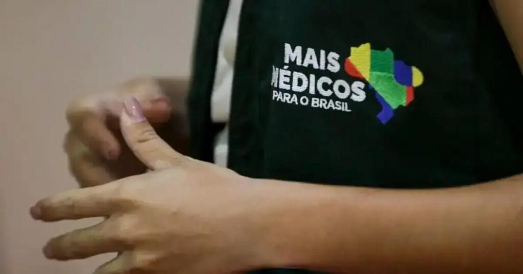 Bahia recebe 316 novos médicos do programa Mais Médicos