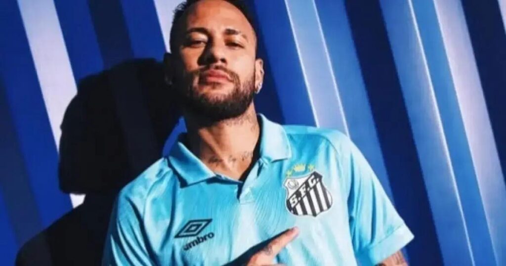Camisa do Santos homenageia Neymar e bate recorde de vendas em 2025