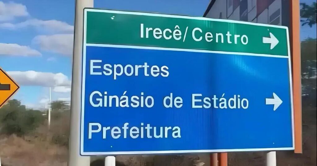 Erro gramatical em placa de sinalização gera repercussão em Irecê