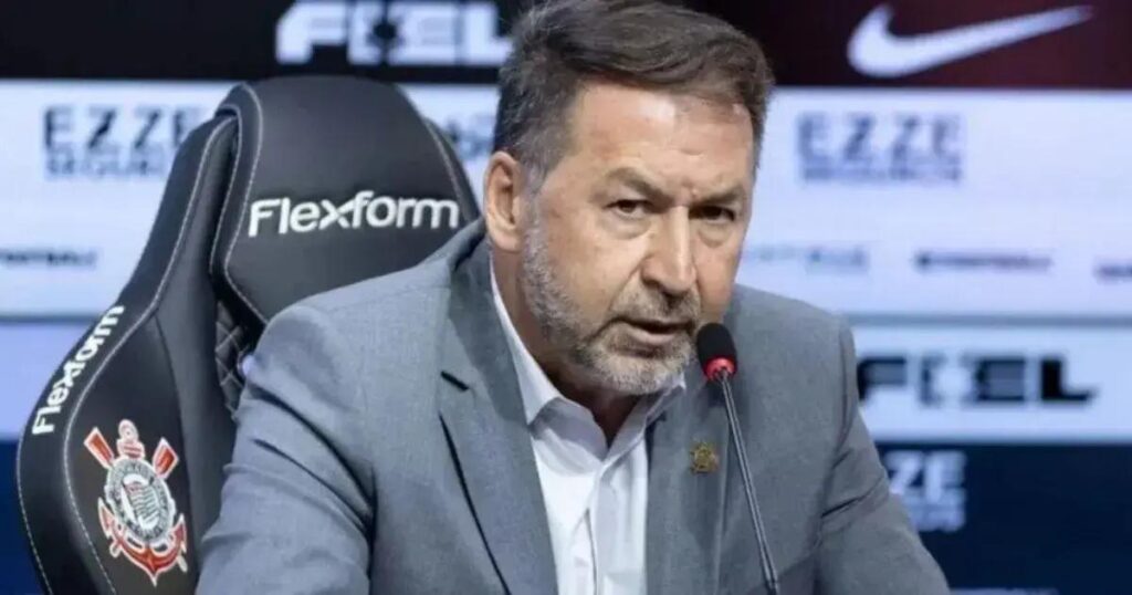 Ex-presidente do Corinthians é denunciado por lavagem de dinheiro e desvio