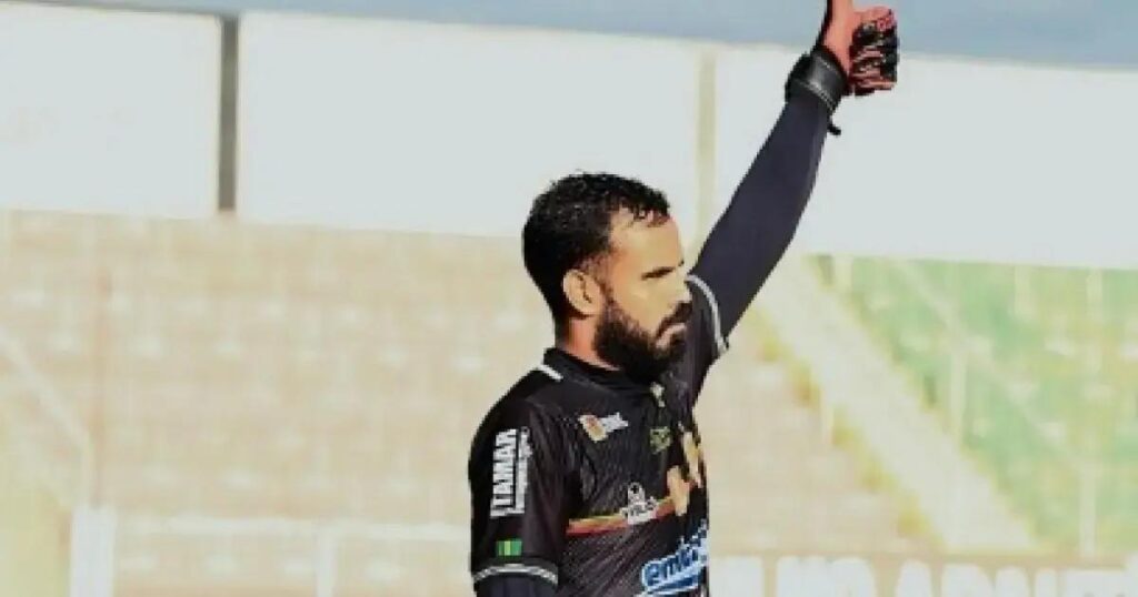 Goleiro Igor Leonardo deixa Juazeirense para cuidar de filho autista