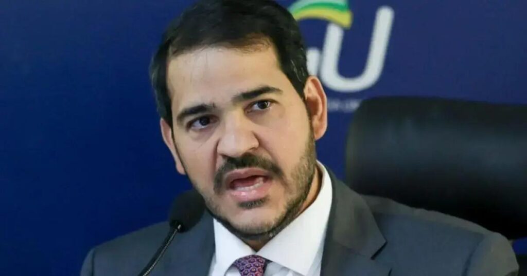 Governo federal recorre ao STF contra decisão que derrubou IOF