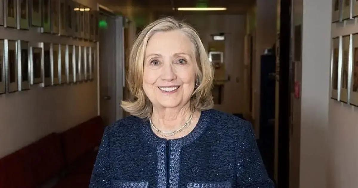 Hillary critica Trump: tarifas de carne e corrupção ligada a Bolsonaro