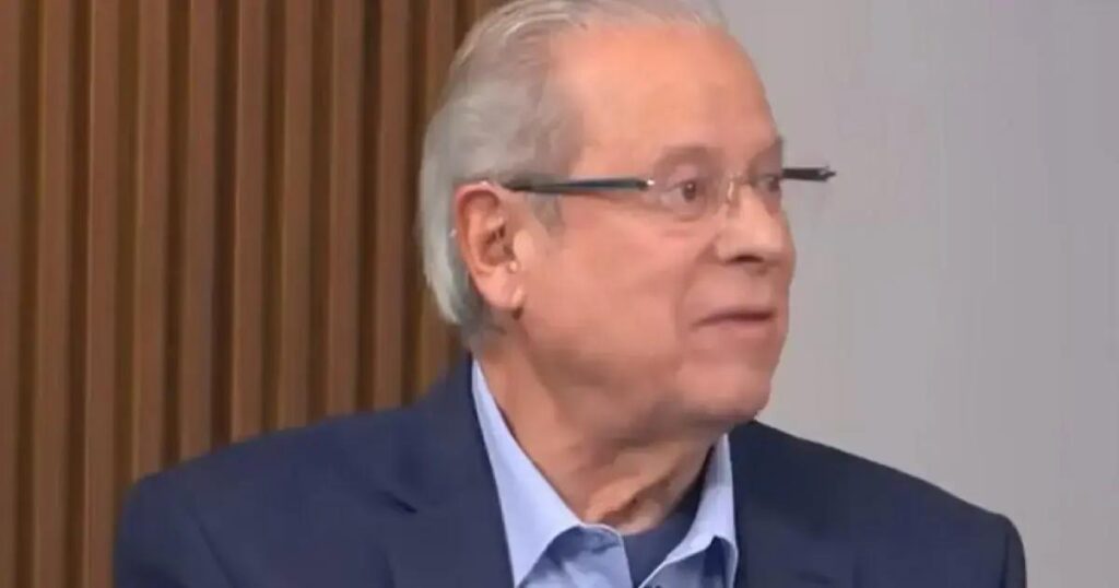 José Dirceu chega a Ilhéus para uma viagem familiar sem agenda política