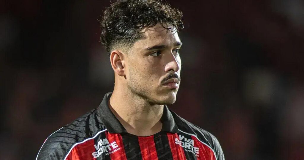 Lucas Halter e a Evolução do Vitória no Campeonato Brasileiro 2025